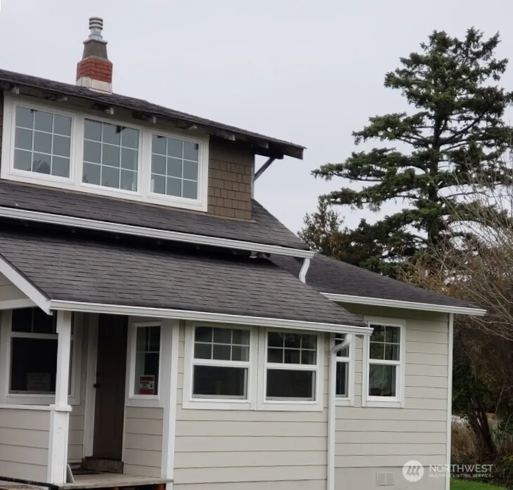 402 N Montesano Street Westport WA 98595