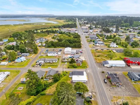 402 N Montesano Street Westport WA 98595