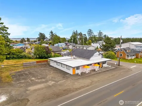 402 N Montesano Street Westport WA 98595
