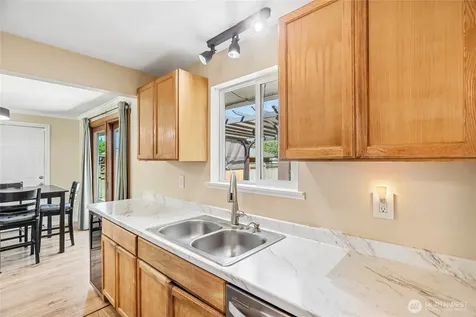 4718 S Victor Street Seattle WA 98178