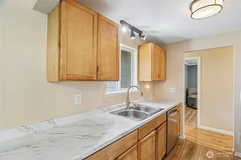4718 S Victor Street Seattle WA 98178