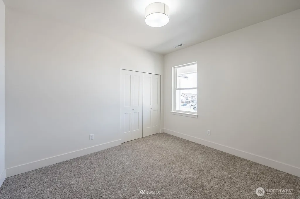 225 W Linden Avenue Moses Lake WA 98837