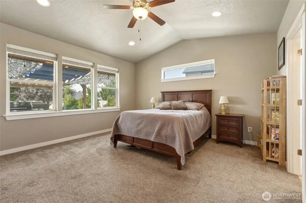 1396 Caprio Loop Walla Walla WA 99362