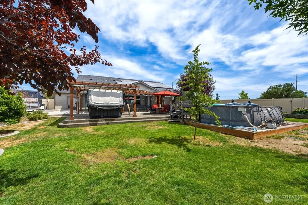 1396 Caprio Loop Walla Walla WA 99362
