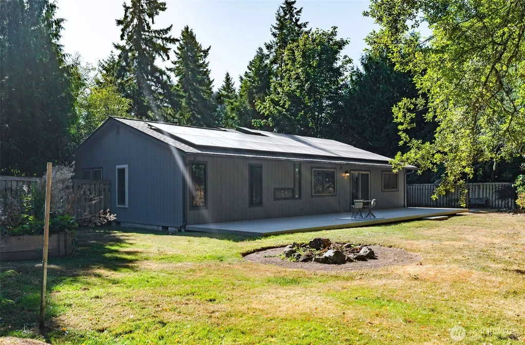231 Resolute Lane Port Ludlow WA 98365
