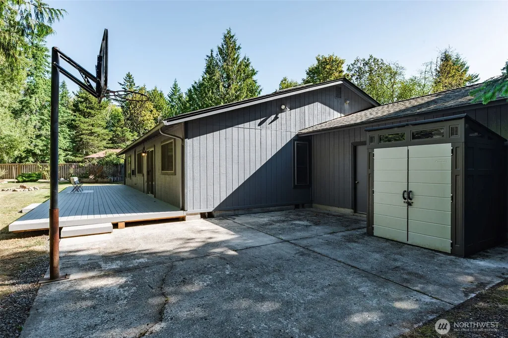 231 Resolute Lane Port Ludlow WA 98365