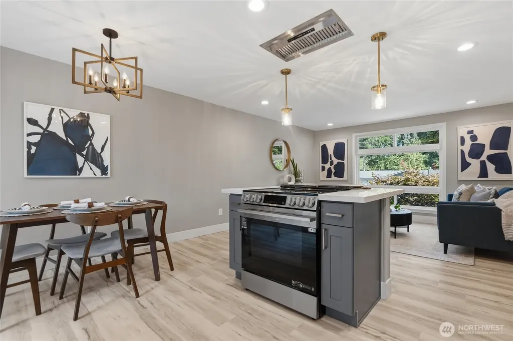 1602 Edgewood Drive NW Gig Harbor WA 98332