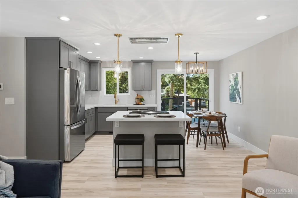 1602 Edgewood Drive NW Gig Harbor WA 98332