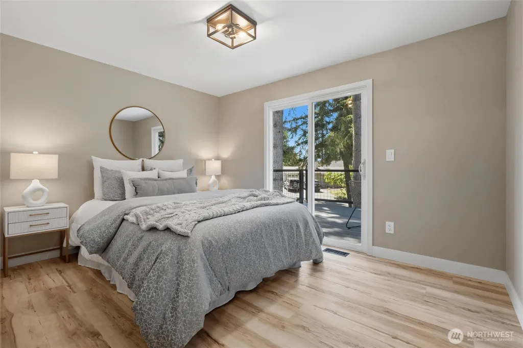 1602 Edgewood Drive NW Gig Harbor WA 98332