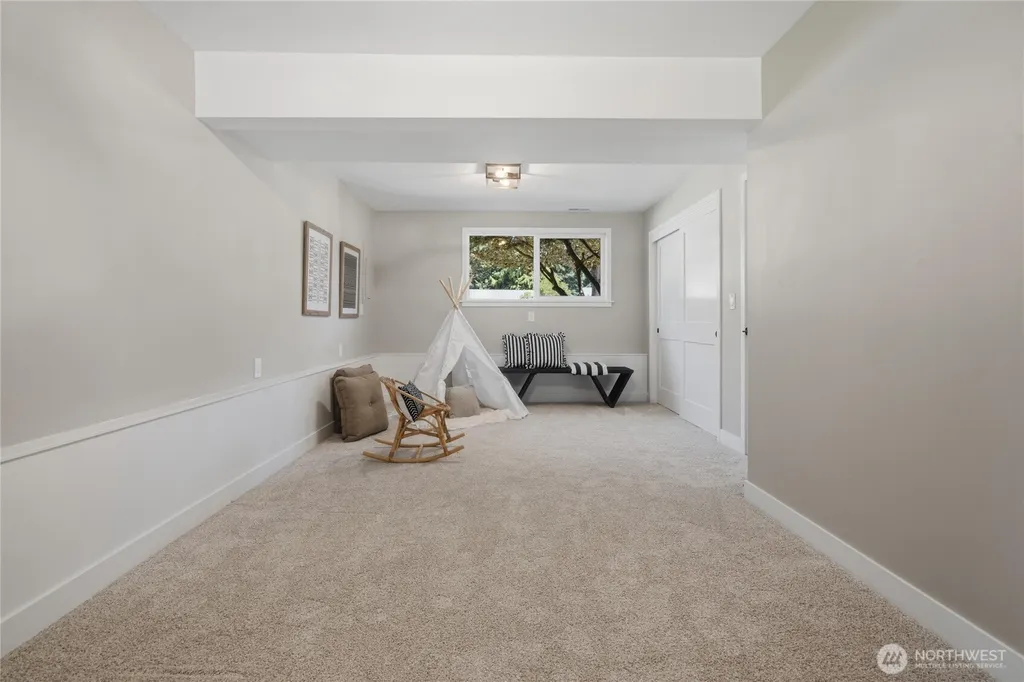 1602 Edgewood Drive NW Gig Harbor WA 98332