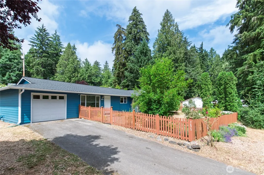 7675 Old Military Road NE Bremerton WA 98311