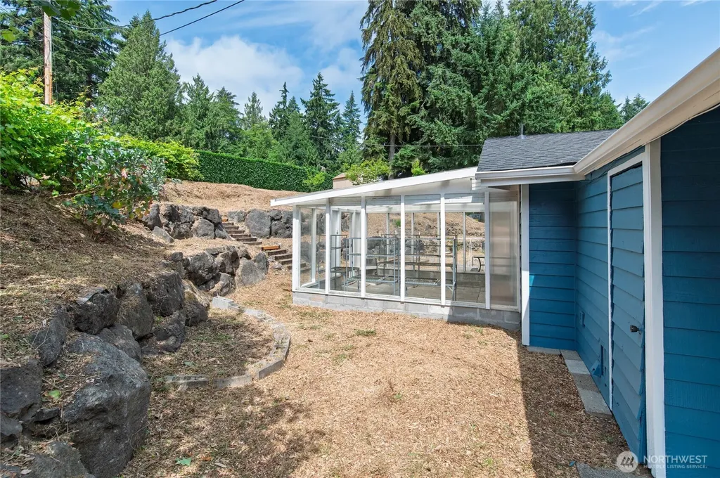 7675 Old Military Road NE Bremerton WA 98311