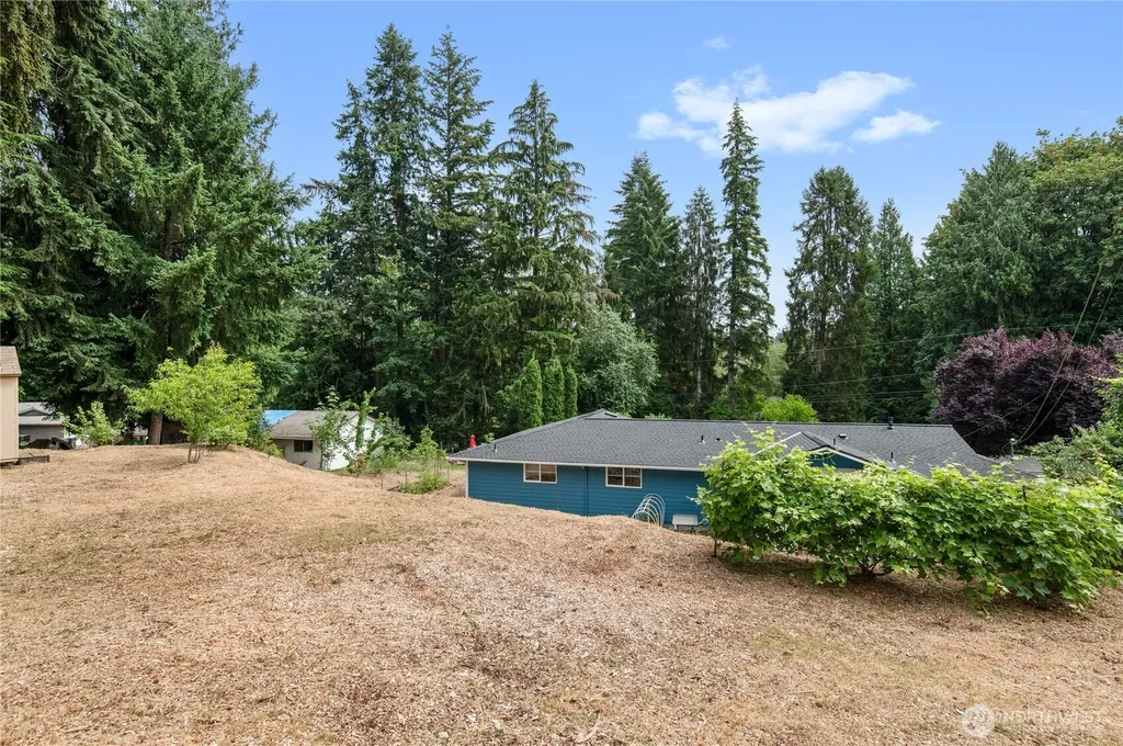 7675 Old Military Road NE Bremerton WA 98311