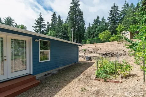 7675 Old Military Road NE Bremerton WA 98311
