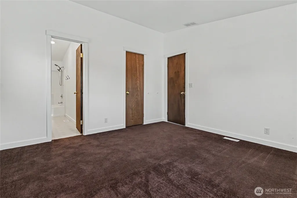 8619 180th Way SW Rochester WA 98257
