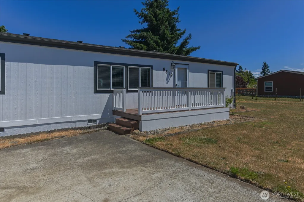 8619 180th Way SW Rochester WA 98257