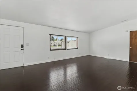 8619 180th Way SW Rochester WA 98257