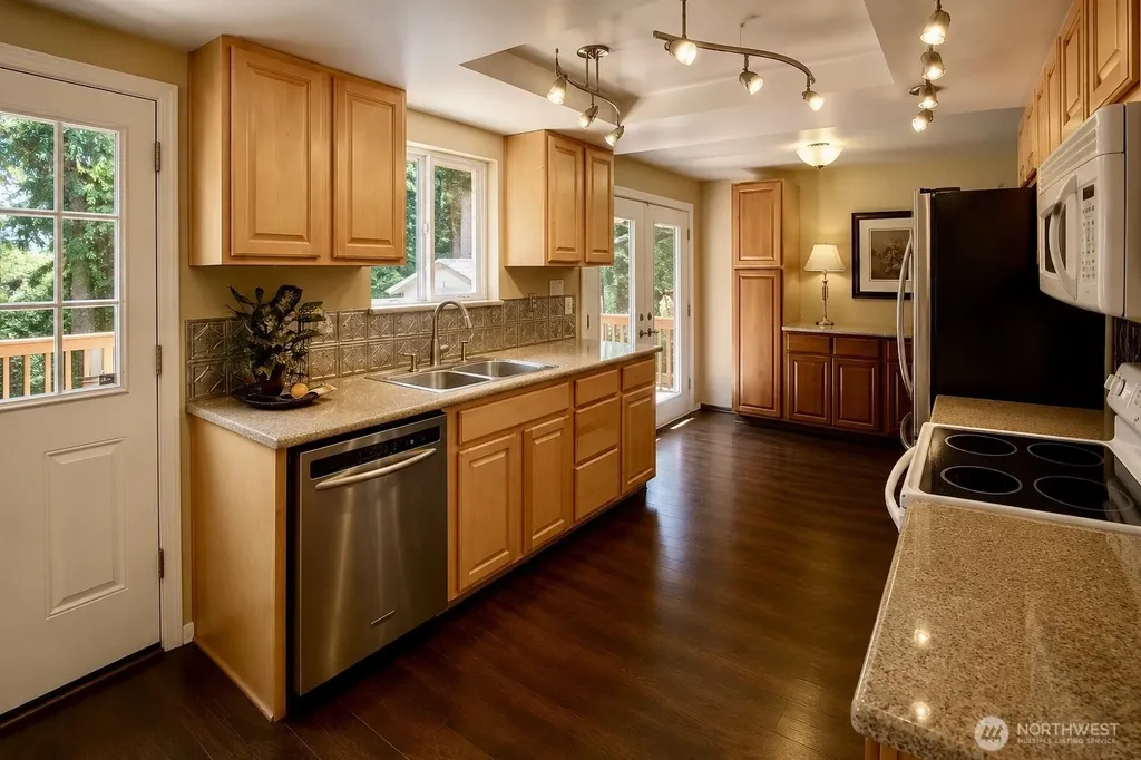 11209 NE 112th Street Kirkland WA 98033