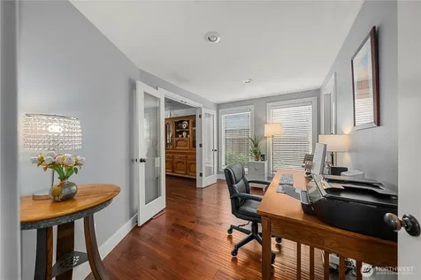 5129 W Tapps Drive E Lake Tapps WA 98391