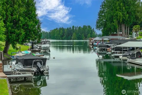 5129 W Tapps Drive E Lake Tapps WA 98391