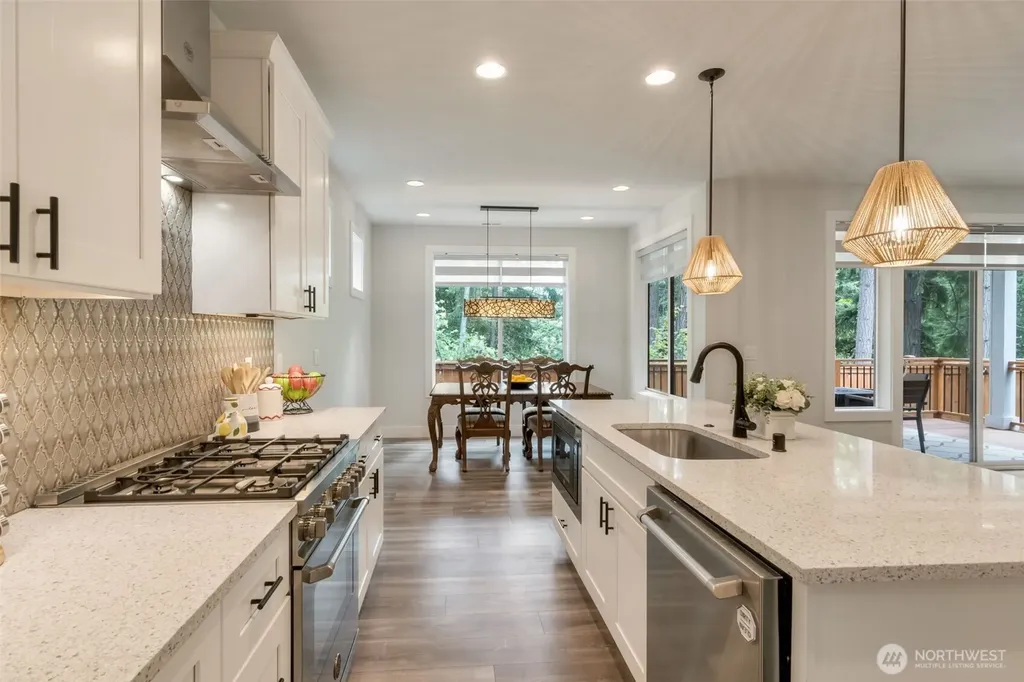 22425 285th Street Maple Valley WA 98038