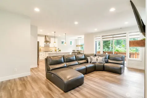 22425 285th Street Maple Valley WA 98038