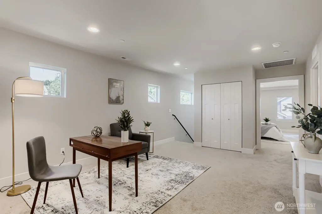 3932 242nd Street SE Bothell WA 98021