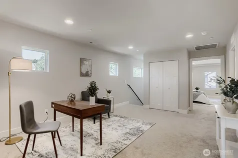 3932 242nd Street SE Bothell WA 98021
