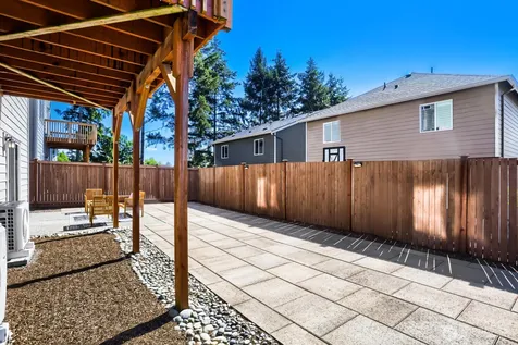 3932 242nd Street SE Bothell WA 98021