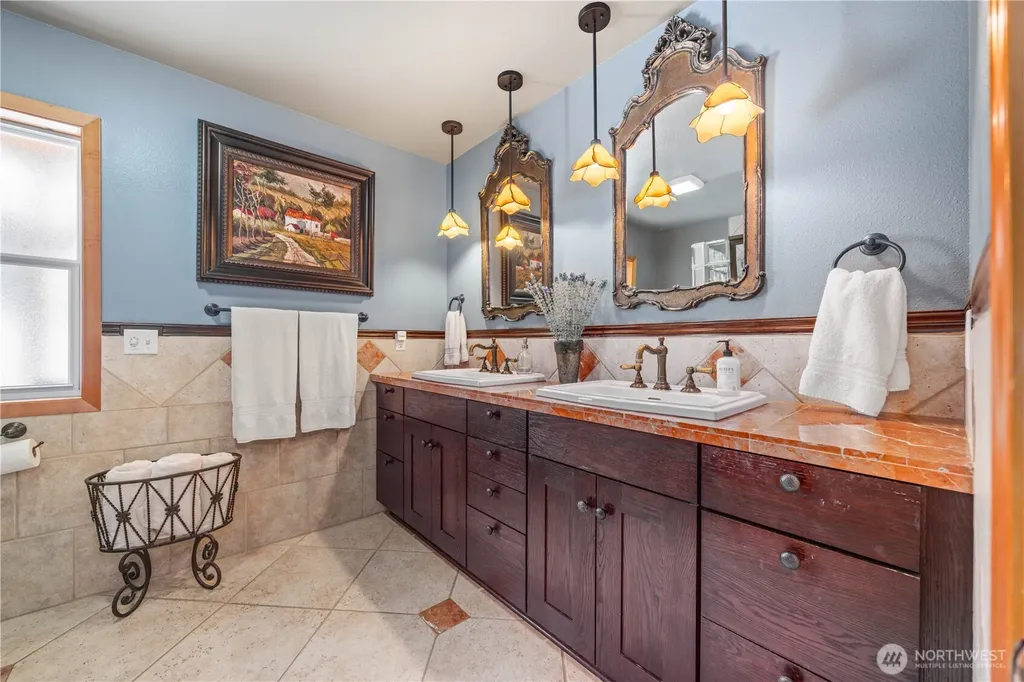 93 Lord Acres Road Chelan WA 98816