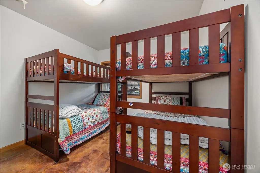 93 Lord Acres Road Chelan WA 98816