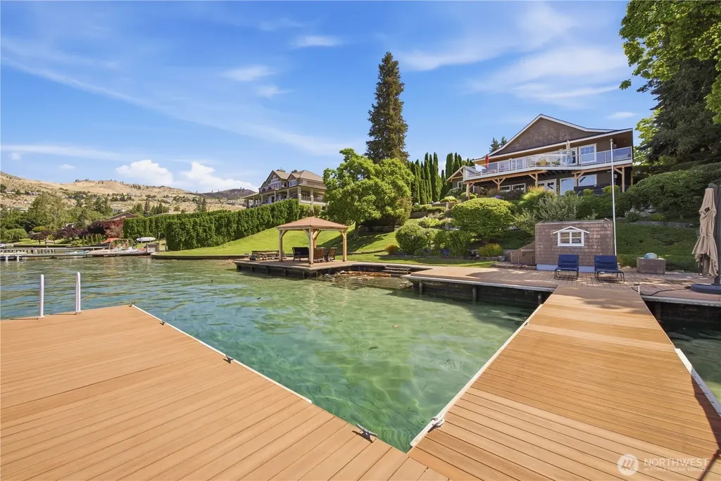 93 Lord Acres Road Chelan WA 98816