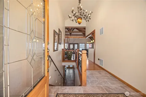 93 Lord Acres Road Chelan WA 98816