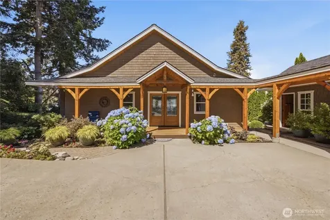 93 Lord Acres Road Chelan WA 98816