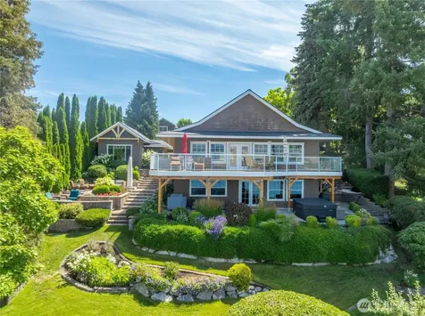 93 Lord Acres Road Chelan WA 98816