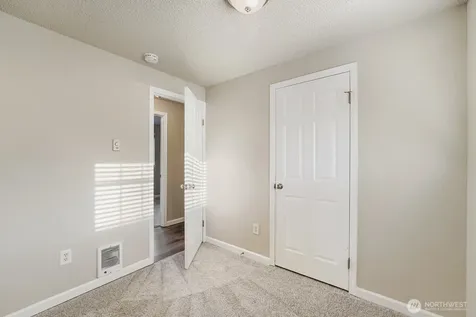 10311 D Street E Tacoma WA 98445