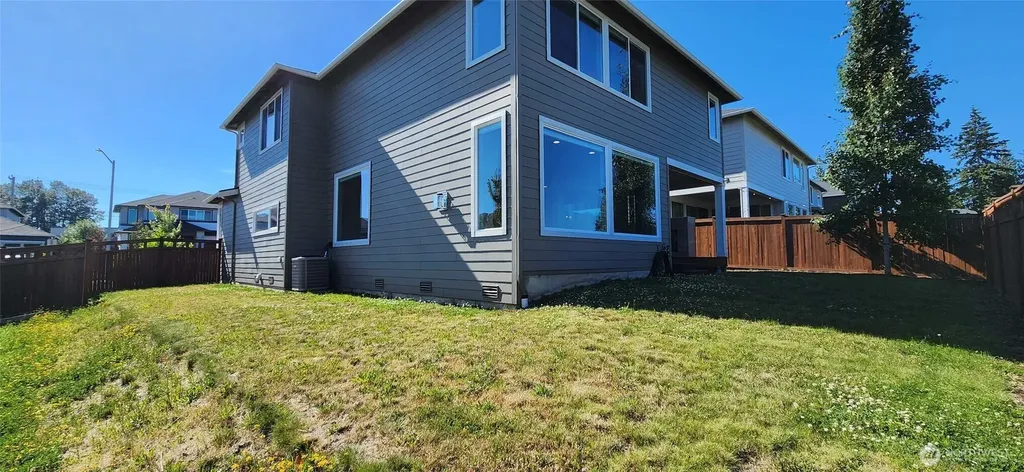 2907 113th Place NE Lake Stevens WA 98258