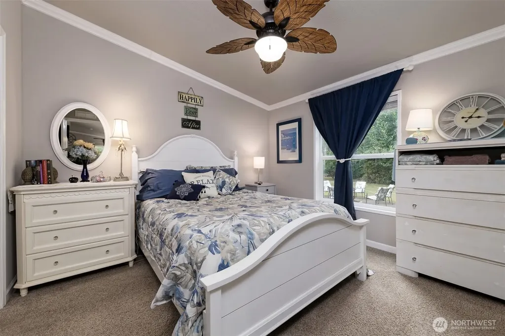 21 NE Shore Place Tahuya WA 98588