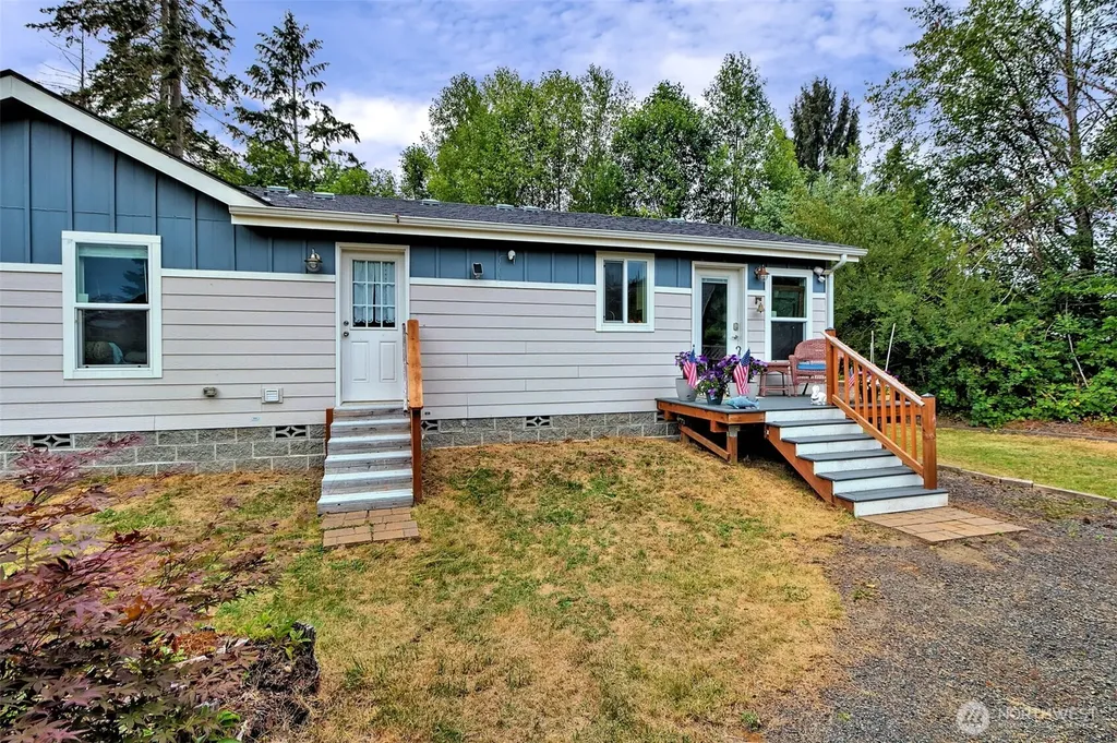 21 NE Shore Place Tahuya WA 98588