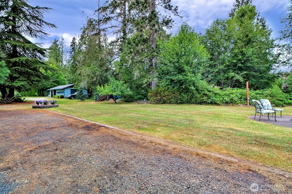 21 NE Shore Place Tahuya WA 98588