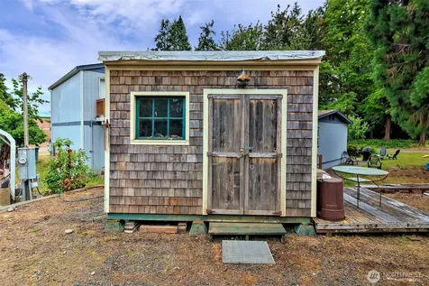21 NE Shore Place Tahuya WA 98588