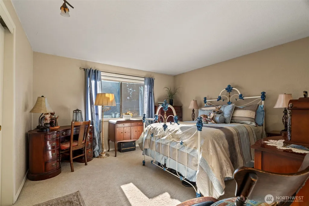 16968 65th Lane NE Kenmore WA 98028