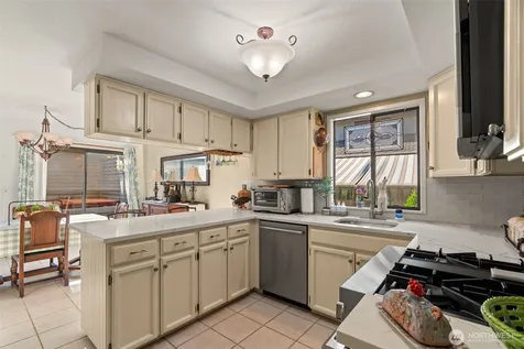 16968 65th Lane NE Kenmore WA 98028