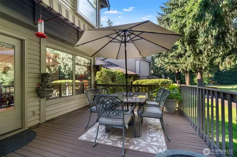 16968 65th Lane NE Kenmore WA 98028
