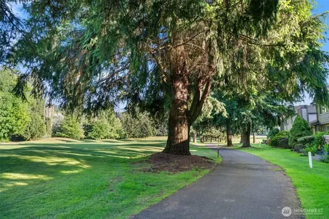 16968 65th Lane NE Kenmore WA 98028