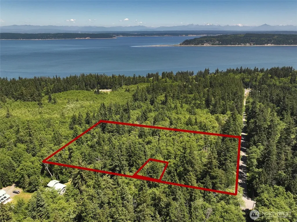 1 Christenson Road Greenbank WA 98239
