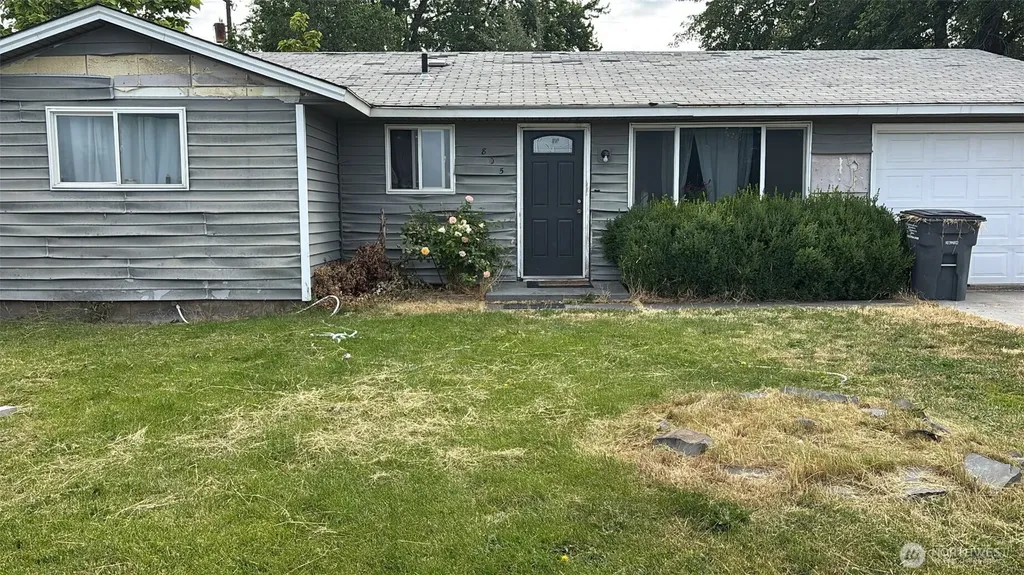805 S 3rd Avenue Othello WA 99344