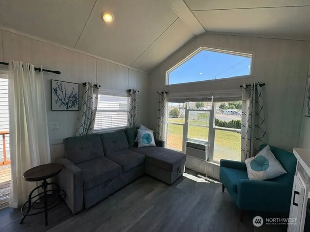 6996 Hwy 262 E Othello WA 99344