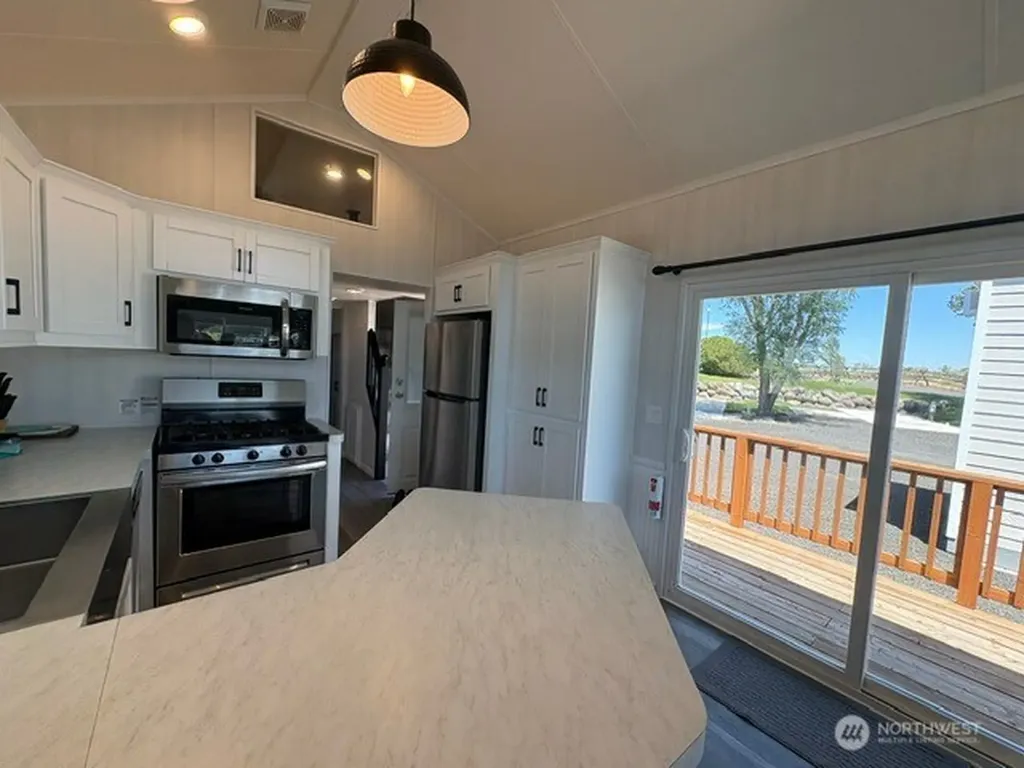 6996 Hwy 262 E Othello WA 99344
