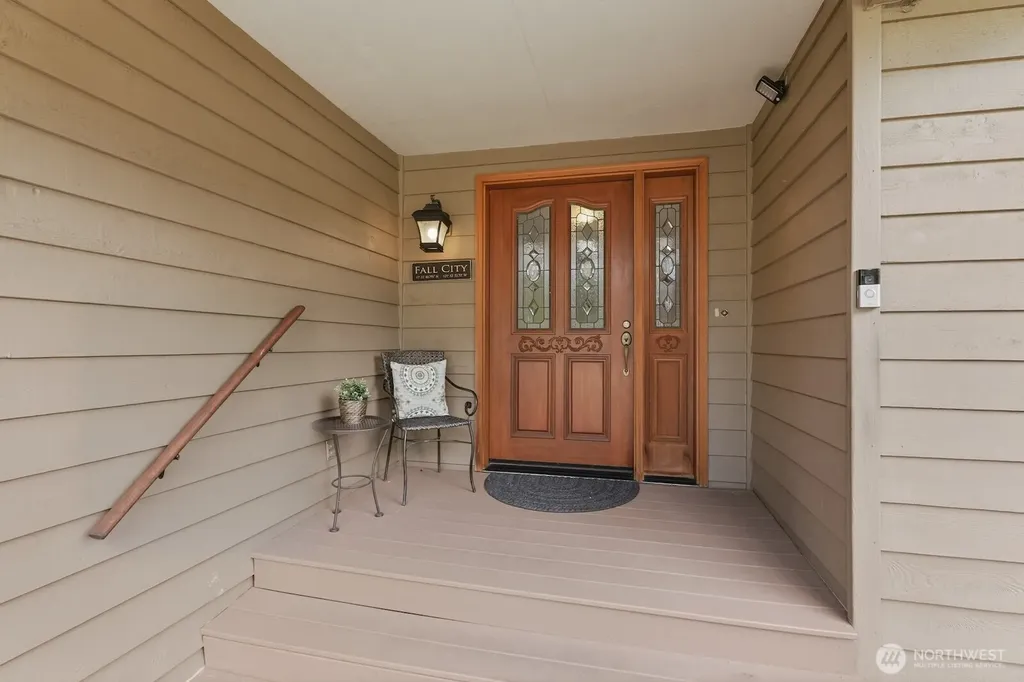 4604 332nd Avenue SE Fall City WA 98024